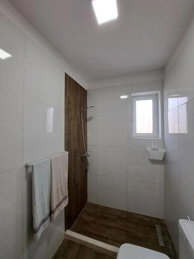 Appartments Kristi&Iris Wlora 0*,  Albania